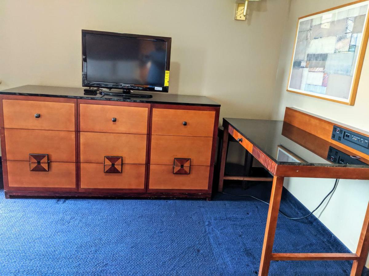 Executive Inn Thomson Extérieur photo